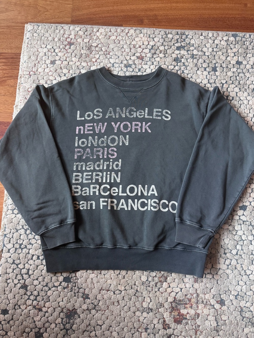 Anine Bing City Love Sweatshirt (S)